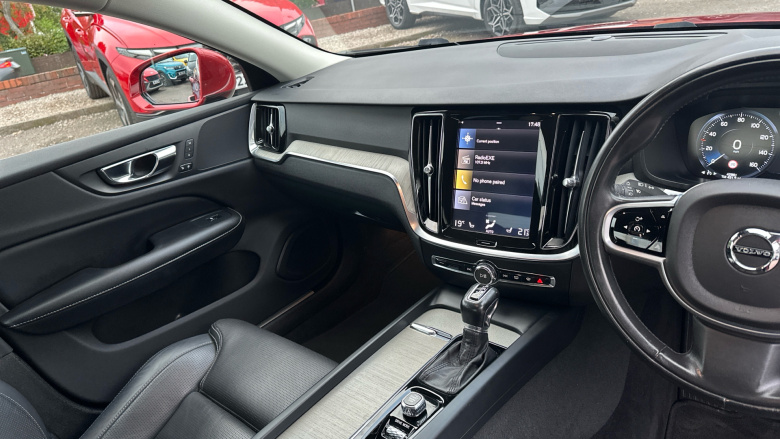 Volvo S60 2.0 T5 Inscription Plus 4dr Auto Petrol Saloon